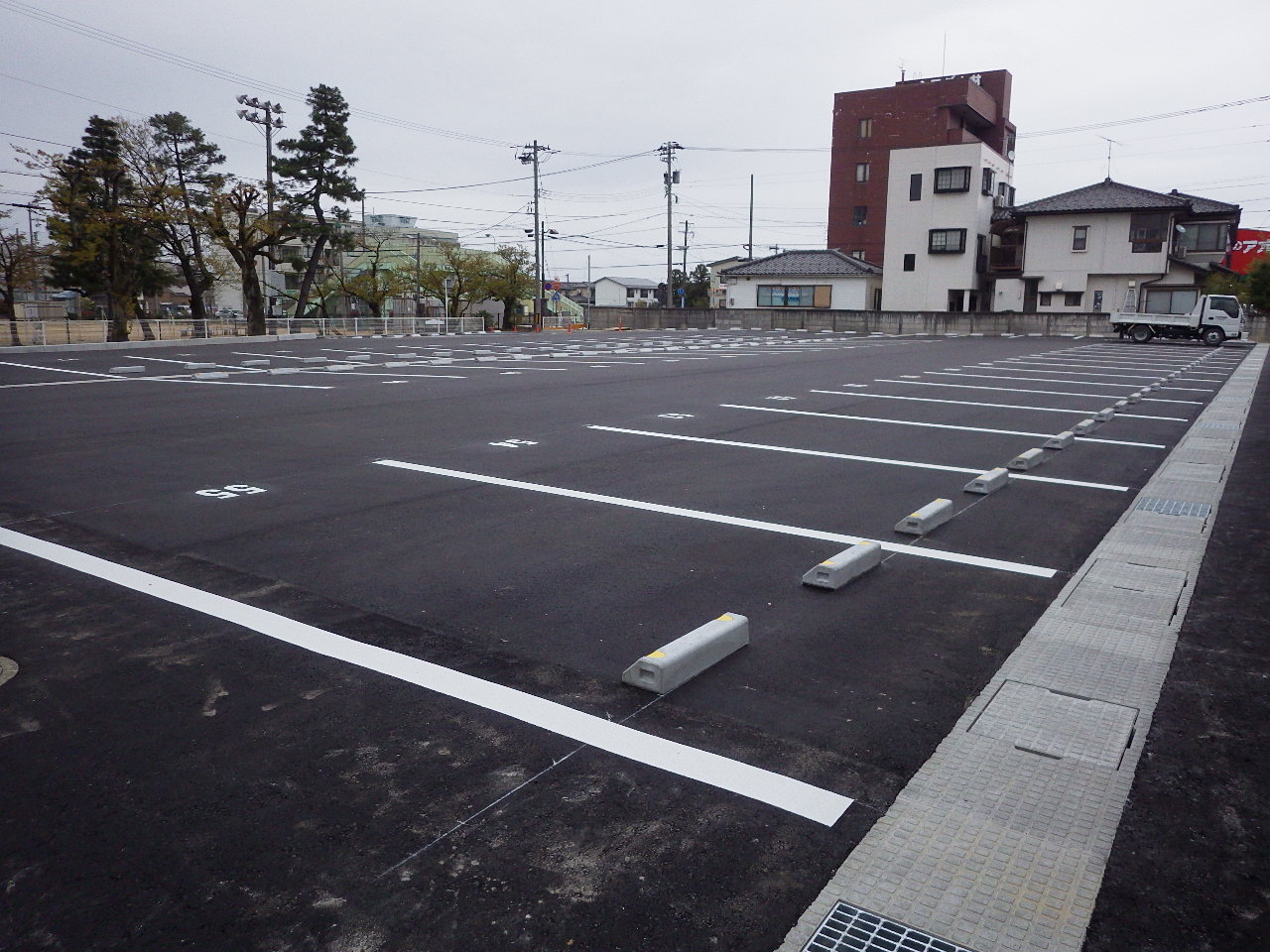 富山市石金-月極駐車場整備