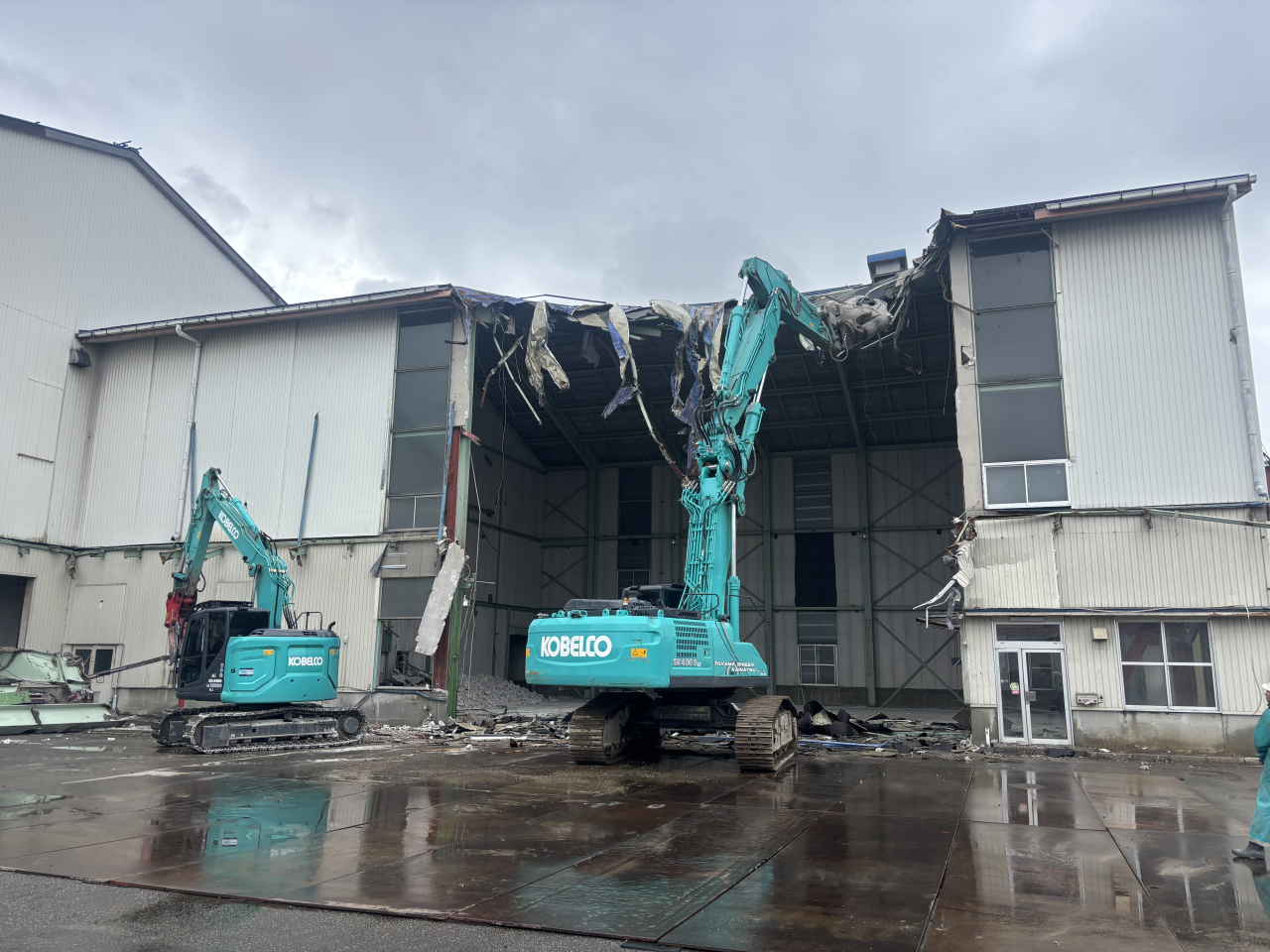 富山市向新庄町-倉庫解体工事